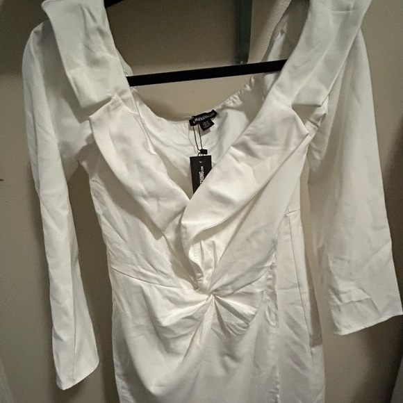 PrettyLittleThing White Long Sleeve Dress - Picture 1 of 3